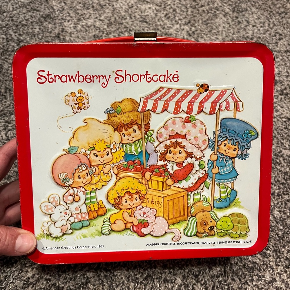 Strawberry Shortcake 1981 lunch box